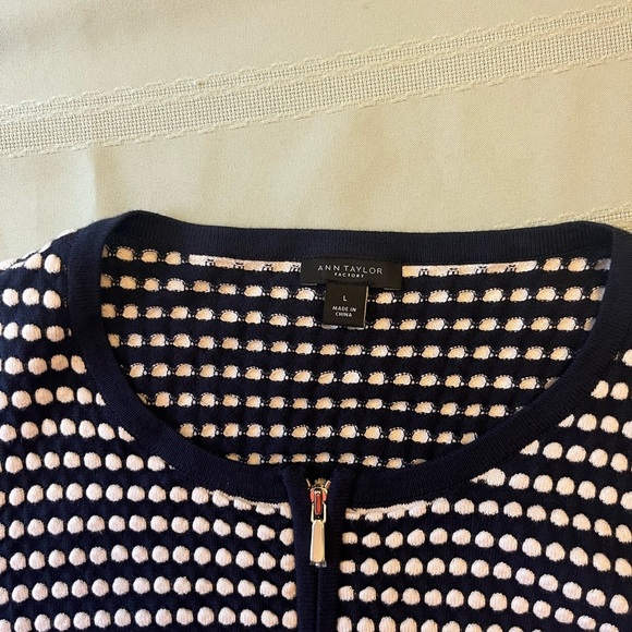 Ann Taylor Navy and White Dot Sweater size L - Picture 2 of 6